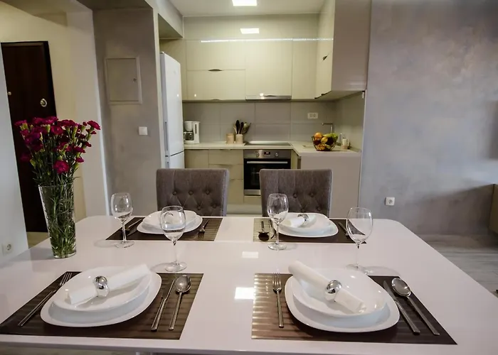 Lulu Apartment Makarska