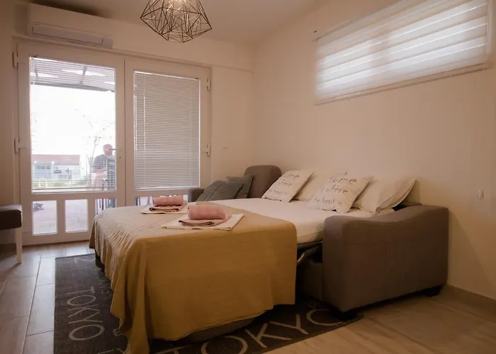 Lulu Apartment Makarska